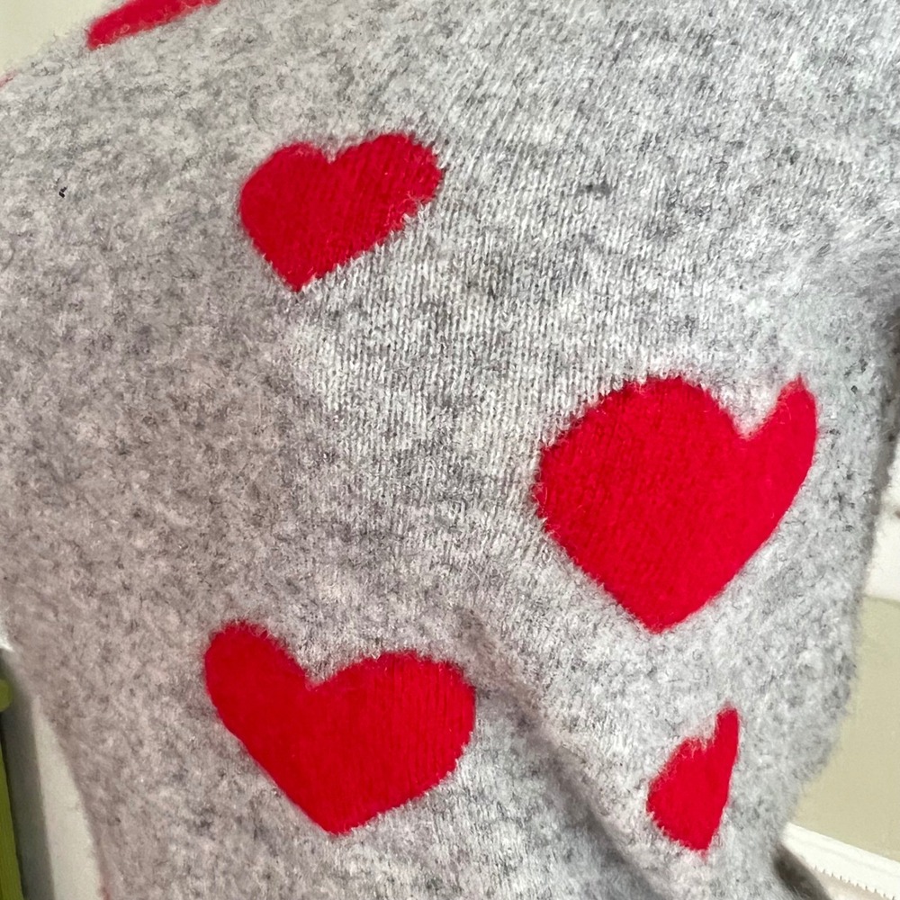 Philosophy Cashmere Sweater S Heart Print Gray Red Crew Neck Pullover Luxury - Picture 3 of 10